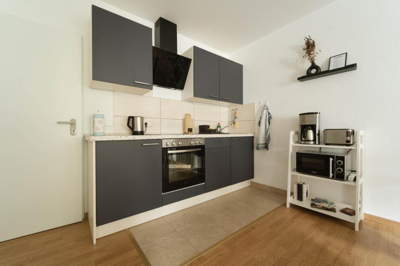 Apartment Raum921 - Stilvolles - Wlan, Tiefgarage, Kueche, Netflix