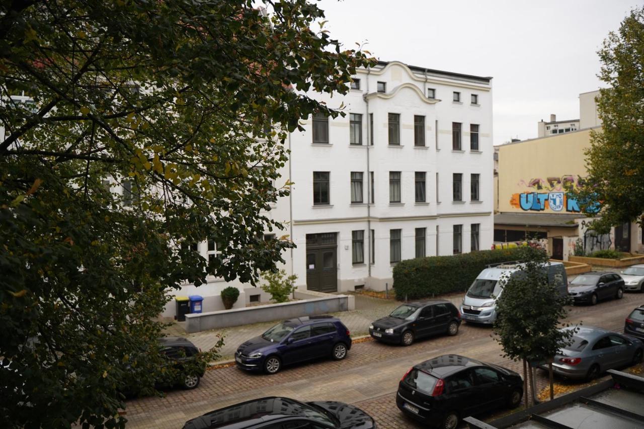 Raum921 - Stilvolles - Wlan, Tiefgarage, Kueche, Netflix Apartment Magdeburg